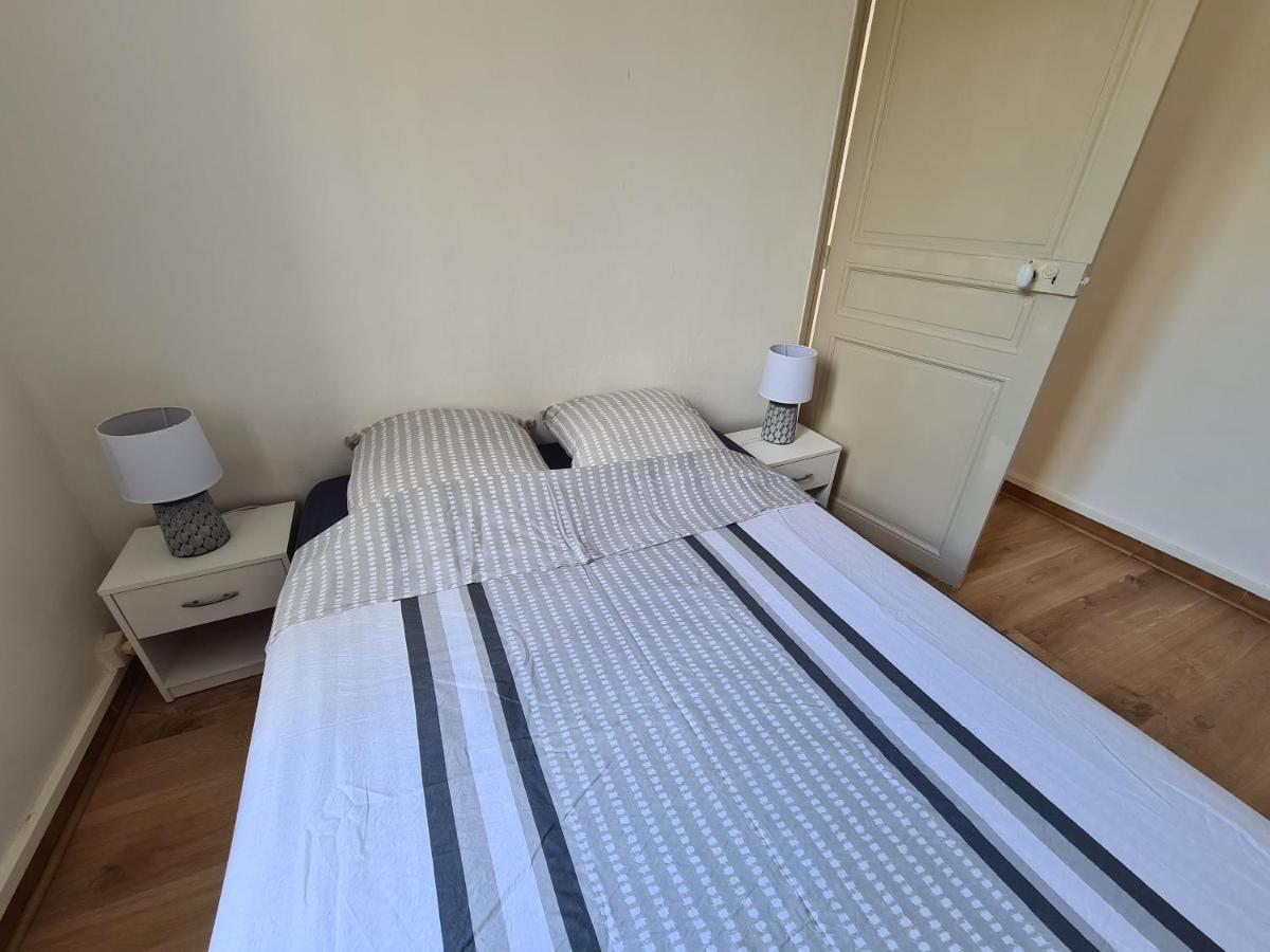 Appartement 60M2 Rdc Avec Jardin Saint-Génis Εξωτερικό φωτογραφία
